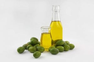 Olive Oil Baal Lambe Karne Ka Oil Name